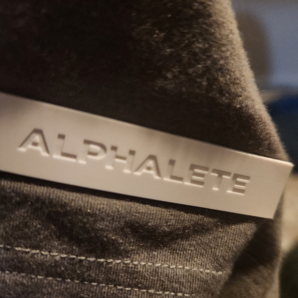Alphalete evo top